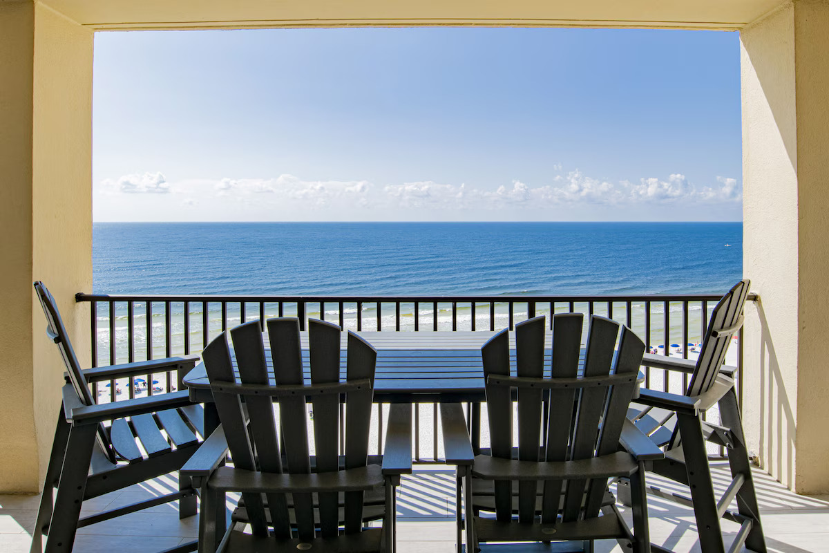 Beach Front Penthouse 11
