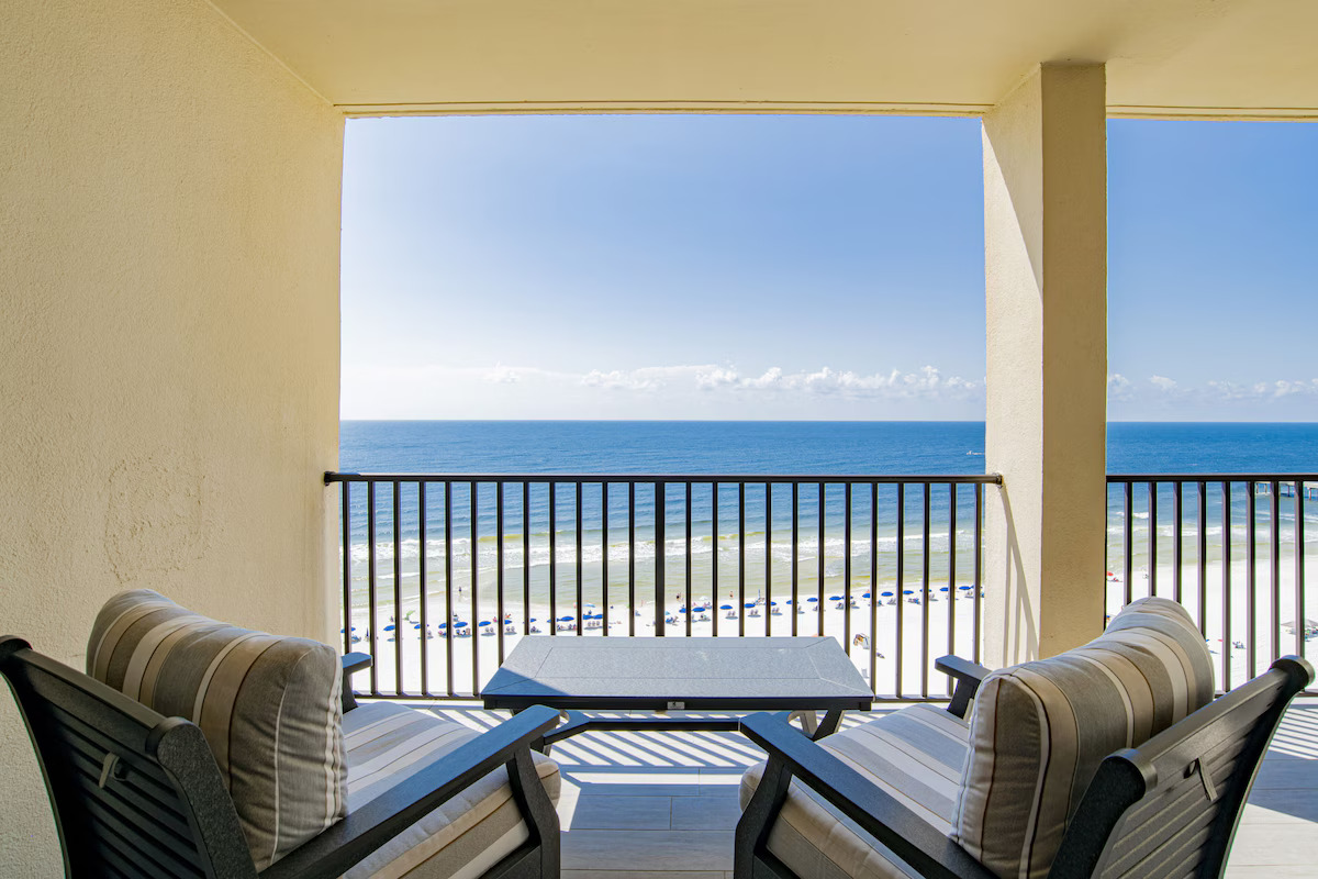 Beach Front Penthouse 12